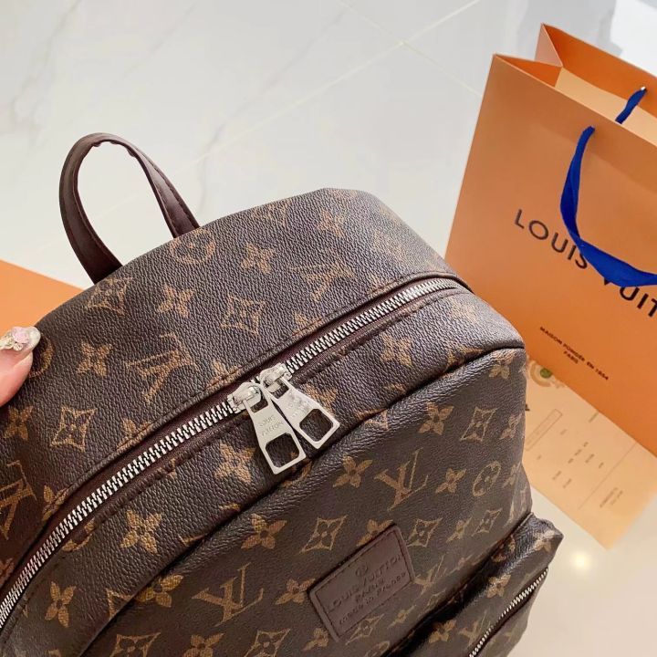 lv-กระเป๋าเป้สะพายหลังสำหรับผู้หญิง-ปีดอลกระเป๋าถือ-lv-สไตล์ตามท้องถนนของแท้กระเป๋านักเรียนไปโรงเรียน2023-mode-korea-ใหม่ใช้ได้ทั้งชายและหญิงกระเป๋าสะพายหลังความจุมากกระเป๋าเป้