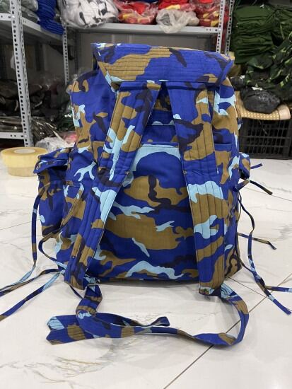 Balo con cóc đeo vai dành cho dân đi phượt màu rằn ri kích cỡ 30kg