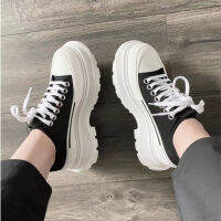 【 Canvas Shoes 】 McQueens new thick soled womens casual shoes, 2023 high-quality original summer series canvas running shoes