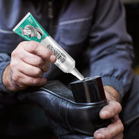 Universal Shoe Repair Sealant แห้งเร็วกันน้ำ Strong Repair กาวทนต่อการสึกหรอการยึดเกาะที่แข็งแรงสำหรับผ้าใบ Neoprene