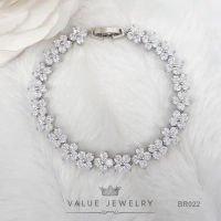 สร้อยข้อมือ ประดับคริสตัลเพชรกลม Round Brilliant Shape ลายดอกไม้ Flower สลับทาง เครื่องประดับ BR022 ValueJewelry