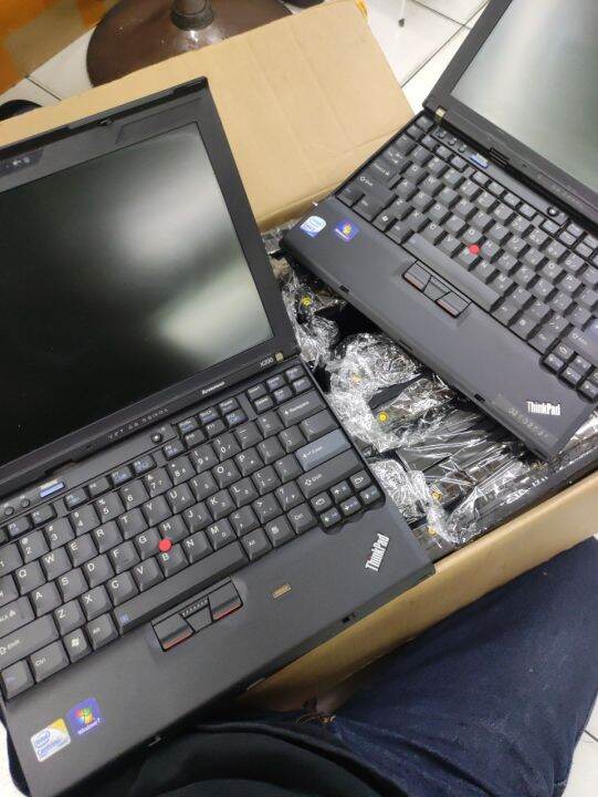 Laptop Bandel Lenovo Thinkpad Core2Duo Ram 4GB HDD 160GB Kamera Siap
