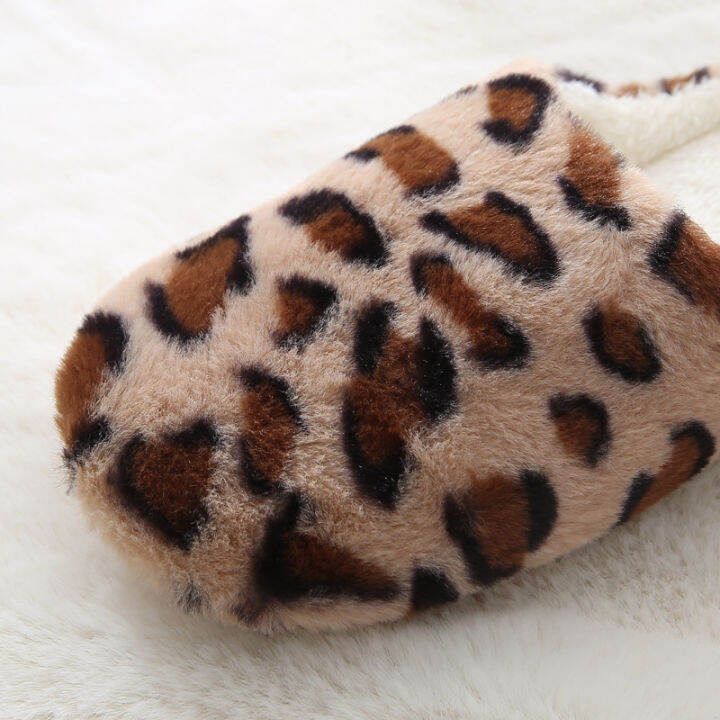 wakuwaku-round-head-faux-fur-womens-leopard-print-plush-mute-household-indoor-soft-soled-slippers