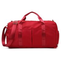 กระเป๋ายิมสำหรับผู้ชายและผู้หญิงกระเป๋า Duffel ออกกำลังกายที่มีช่องรองเท้าและแห้งเปียกแยกกระเป๋ากระเป๋าเดินทาง Multicolor