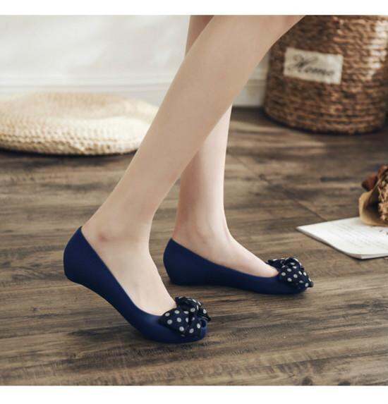 footwear for women