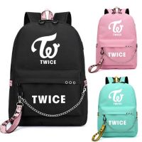 【ACD】  สองครั้งดาวเกาหลี Nayeon Momo กระเป๋าเป้สะพายหลังกระเป๋านักเรียนพอร์ต USB Mochila กระเป๋าเดินทางแล็ปท็อปโซ่กระเป๋าเป้สะพายหลังหูฟัง