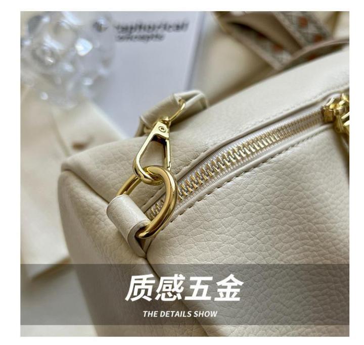 blonshe-กระเป๋าถือกระเป๋าสุภาพสตรีดีไซน์ใหม่2023-beg-perembuah-dan-cantik-tas-wanita-terbaru-2023-kekinian-viral-082130