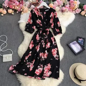 Casual dress for hot sale graduation pictorial