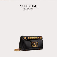 กระเป๋าโซ่ Valentino แท้ Rockstud ซีรี่ส์กระเป๋าสะพายไหล่ Cross-Body Bag28 * 15ซม.