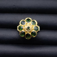 แหวนพลอยเขียวส่องจันทบุรี (Green Sapphire) เรือนเงินแท้92.5% ชุบหน้าทองและก้านทองคำขาว  สีเขียวก้านมะลิ ไซส์นิ้ว 54 หรือ เบอร์ 7US