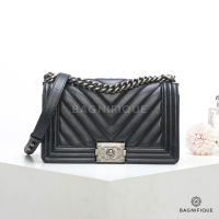 CHANEL BOY 10_ BLACK CAVIAR CHEVRON RHW