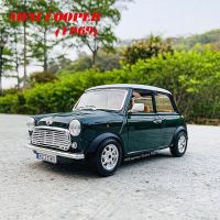 Bburago 1/18 BMW MINI COOPER 1969 bubble car Alloy Retro Car Model Classic Car Model Car Decoration Collection gift