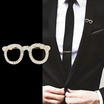Vintage Brooch For Women Luxury Glasses Shaped Personality Design Christmas Girl Gift Fashion Accessories Golden Cute Pins