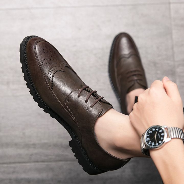 brown-leather-shoes-men-formal-shoes-for-men-men-shoes-casual-formal-brogue-shoes-men-carved-classic-r-style-british-business-leather-shoes-men-office-shoes-for-men-derby-shoes-oxford-shoes-men-รองเท้