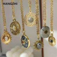 [Hot K] HangZhi 2022จี้หินธรรมชาติจี้ดวงดาวพระอาทิตย์กลมเคลือบสีเทาสร้อยคอสแตนเลสเครื่องประดับโซ่ไหปลาร้า