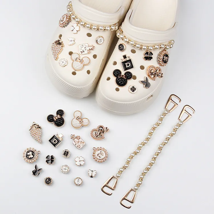 18Pcs/Set Crocs Jibbitz Charms Shoe DIY Accessories INS Style Detachable  Pearl Clogs Chain Clogs Decoration for Crocs