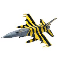 F-16D อเมริกันโมเดลเครื่องบินรบพลาสติกรุ่น1:72ของเล่นของขวัญของสะสม