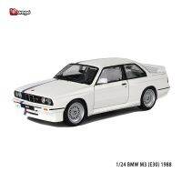 1:24 Bburago M3 BMW แบบใหม่ (E30) 1988โมเดลรถอัลลอยรถหรูรถ Diecast ของเล่นโมเดลคอลเลกชันคลาสสิกของขวัญการตกแต่งยานพาหนะหล่อขึ้นรูปแบบใหม่