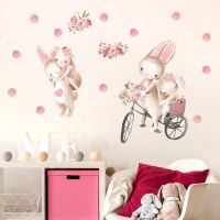 [24 Home Accessories] สติ๊กเกอร์ติดผนังจุดกระต่ายน่ารักสำหรับห้องเด็ก DIY การ์ตูนสัตว์วอลเปเปอร์สถานรับเลี้ยงเด็กน่ารักตกแต่งห้องเด็กผู้หญิงเด็ก