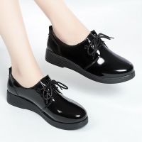 2023 Hot High Quality Women Oxfords Flats Platform Shoes Patent Leather Slip-on Pointed Creeper Black Brogue Loafers Brand