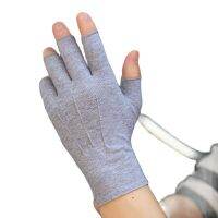 Summer Gloves Unisex Semi-Finger Sunscreen Gloves Man Woman Thin Non-Slip Driving Cotton Half Finger Mittens Male Female SZ109N