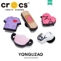 ﺴ✺❡ jibbitz crocs charms แท้ ตัวติดรองเท้า ชุดพยาบาล รองเท้า รูรองเท้า อุปกรณ์ตกแต่ง เสน่ห์ กระดุม