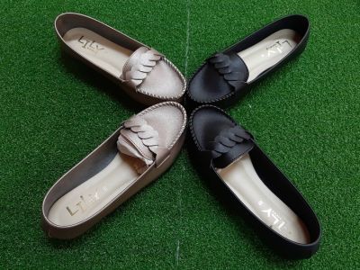Lily Shoes รองเท้าคัทชูหนังนิ่ม แบบเปีย (สีดำ / สีบลอนด์) 36-45