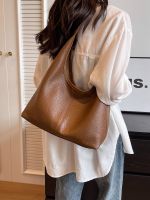 Large-capacity bag for women 2023 new high-end work casual commuting tote bag versatile solid color shoulder bag 【JYUE】