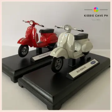 Vespa Scale Model Bikes