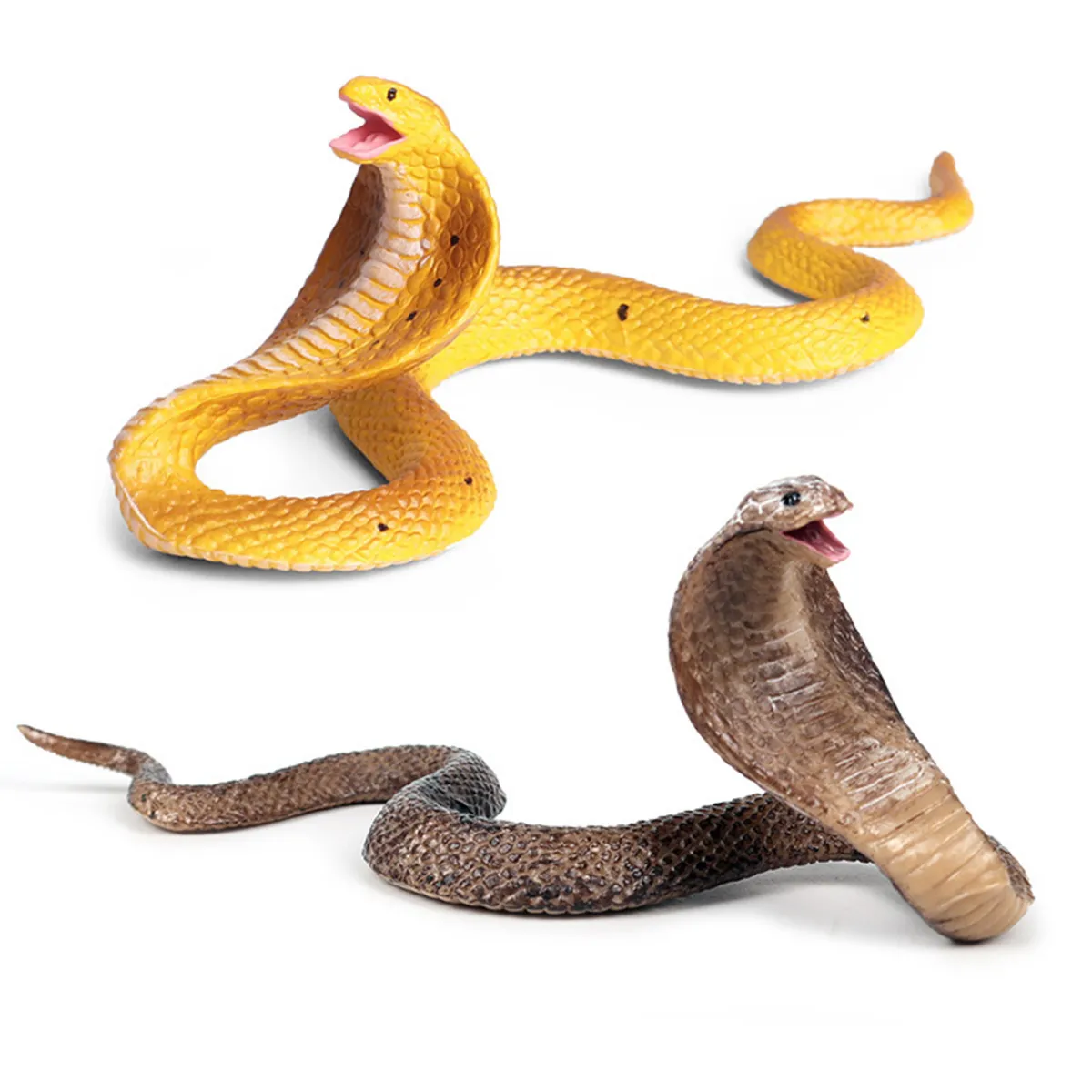 Đồ chơi rắn giả thật: Trở thành “người chơi chính” trong trò chơi đầy thách thức của rắn giả thật. Sở hữu một con rắn đầy mạo hiểm và sẵn sàng chinh phục mọi thử thách vốn là niềm mơ ước của rất nhiều người chơi đấy!