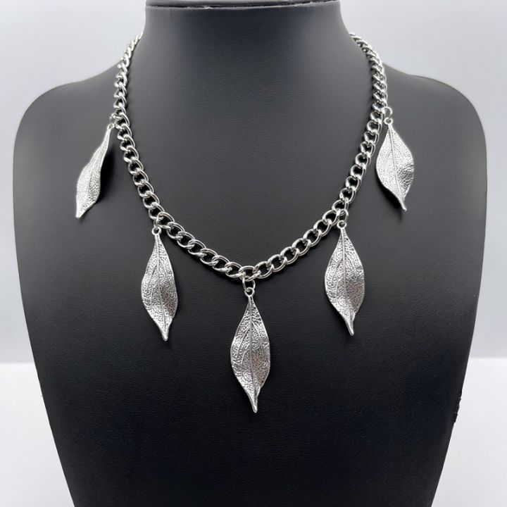 cw-punk-metal-pendant-necklace-fashion-chain-leaves-ladies-matching-jewelry