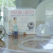 Máy Hút Sữa Rảnh Tay Freemie Liberty