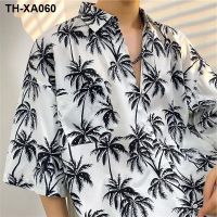 Hawaii beach flower male new handsome Thai vintage hang down loose blasting street sense shirts with short sleeves