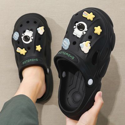 QYCKABY 2023 New Summer Beach Sandal for Men Outdoor Cartoon Astronaut Sneakers Breathable Casual Garden Slipper Women Flip Flop House SlippersTH