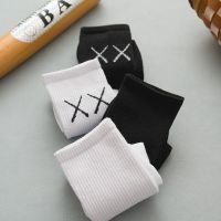 New Fashion Black and White XX Women Men Breathable Cotton Socks All-match Uni Long Sock