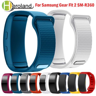 （A Decent035）L/s สายรัดข้อมือสำหรับ Samsung Gear Fit 2 Pro Watch Bands กีฬาซิลิโคนสำหรับ Samsung Gear Fit2 SM R360 Smartwatch Band สร้อยข้อมือ