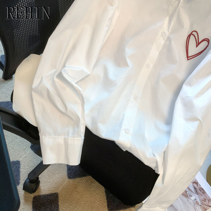 rehin-เสื้อเชิ๊ตผู้หญิง-เสื้อเชิ๊ตโปโลปักลายหัวใจรักเสื้อคอเสื้อแขนยาวการออกแบบที่ไม่เหมือนใคร