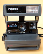 Máy ảnh chụp lấy ngay Polaroid Close Up dùng film Polaroid 600 thumbnail