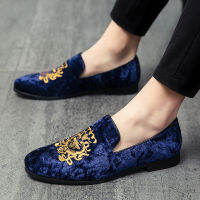 Mens Fashion Suede Leather Embroidery Loafers Mens Casual Printed Moccasins Oxfords Shoes Men Wedding Party Driving Flats