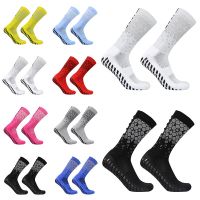 2023 New calcetas antideslizantes de futbol Men Women Heel Pattern Sports Soccer Socks Sports Non-Slip Silicone football Socks