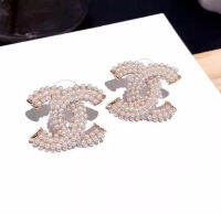 Fashion earrings ต่างหูสุภาพสตรี รูปชาแนล ประดับด้วยไข่มุกเพชร แท้925