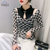 YIMEI เสื้อยืดผ้าตาข่ายแขนยาวสำหรับผู้หญิง,2023เสื้อเชิ้ตลายสก๊อตหัวเข็มขัดลูกปัดแนววินเทจเปิดไหล่พอดีตัวฤดูใบไม้ร่วง