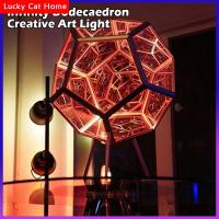 ไฟสร้างสรรค์ศิลปะ Dodecahedron อินฟินิตี้ไฟกลางคืนโคมไฟตั้งโต๊ะที่ชาร์จ USB เรืองแสง LED Dodecahedron ไฟศิลปะรูปทรงเรขาคณิตนำมาใช้ใหม่โคมไฟศิลปะ LED