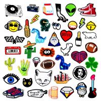 Dinosaur Eye Cat Heart Shoes Patches Embroidery For T-Shirt Iron On Appliques Clothes Jeans Stickers Badges Lightning Hand Beer Haberdashery