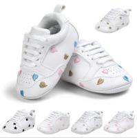 【hot】！ New colorful heart-shaped Prewalker shoes Soft Sole Leather walkers Crib Brand kids breathable baby