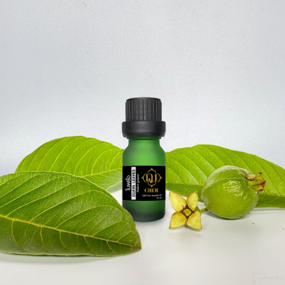 Cher Guava Leaves Essential Oil น้ำมันหอมระเหยใบฝรั่ง เฌอ สกัดจากส่วนใบ รับประกันคุณภาพ มีความบริสุทธิ์ 100% กลิ่นและสีโดดเด่น