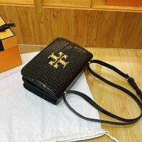 High-quality TB small crocodile Tory tory burchˉslung bag senior Joker star net red flip tofu bag with the same paragraph.