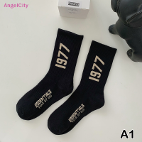 ?AngelCity ถุงเท้าผู้ชายถุงเท้ากีฬาผ้าฝ้ายสไตล์สตรีทฮิปฮอปตัวอักษรฮาราจูกุถุงเท้าสเก็ตบอร์ด