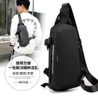 [COD] Cross-border 2022 winter new mens chest bag fashion casual shoulder multi-functional waterproof messenger