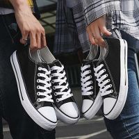 ღღღ Couple shoesรองเท้าลำลอง รองเท้าผ้าใบส้นเตี้ย รองเท้านักเรียน ใส่สบาย สีทึบ ลายเรียบ รองเท้าผ้าใบแฟชั่นทั้งชายและหญิง